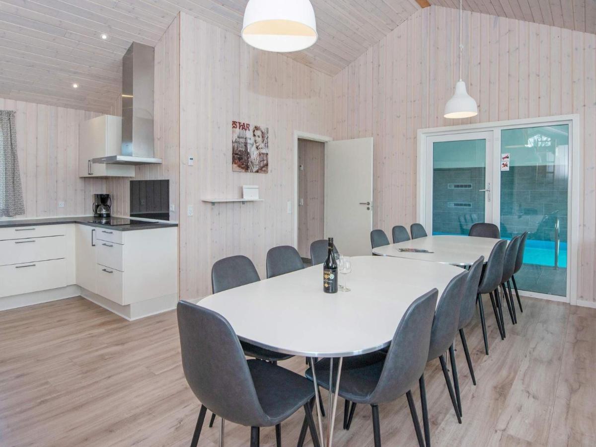 16 Person Holiday Home In R M Рёмё-Киркебю Экстерьер фото